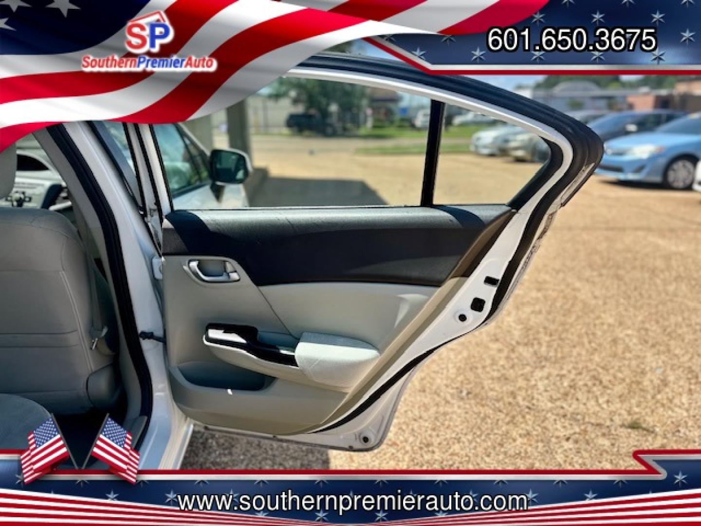 2012 WHITE HONDA CIVIC LX LX (2HGFB2F51CH) with an 1.8L L4 SOHC 16V engine, 5-Speed Automatic transmission, located at 922 W. Beacon St., Philadelphia, MS, 39350, (601) 650-3675, 32.770447, -89.127151 - Title: 2012 Honda Civic LX Sedan Year: 2012 Make: Honda Model: Civic Engine: 1.8L L4 SOHC 16V Body: SEDAN 4-DR Transmission: 5-Speed Automatic Drive Type: FWD Mpg City: 28 Mpg: 39 Trim: LX Sedan - Photo#15